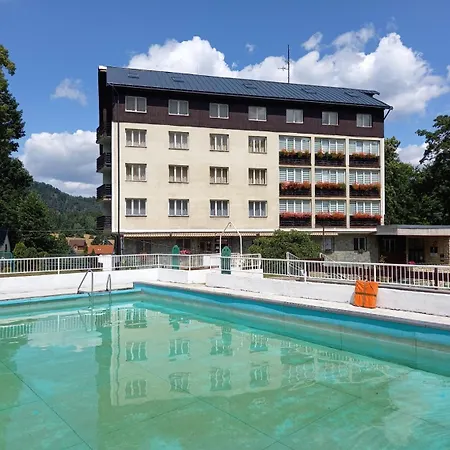 Bellevue 3* Jetřichovice